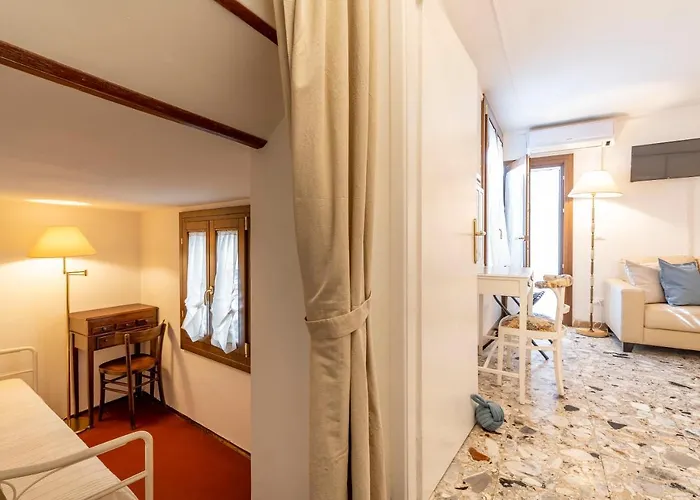 Ai Miracoli Apartamento *
