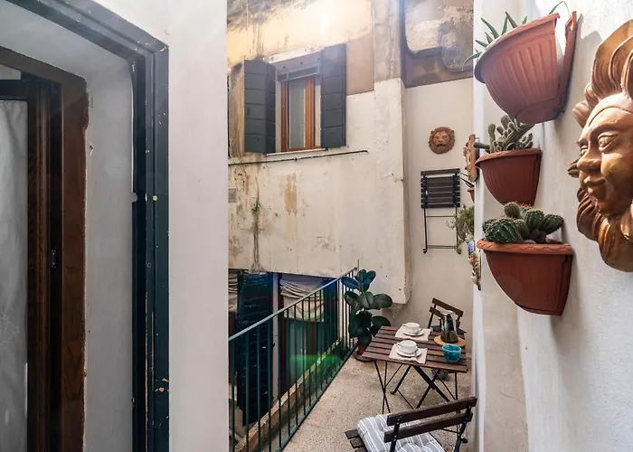 Ai Miracoli Διαμέρισμα